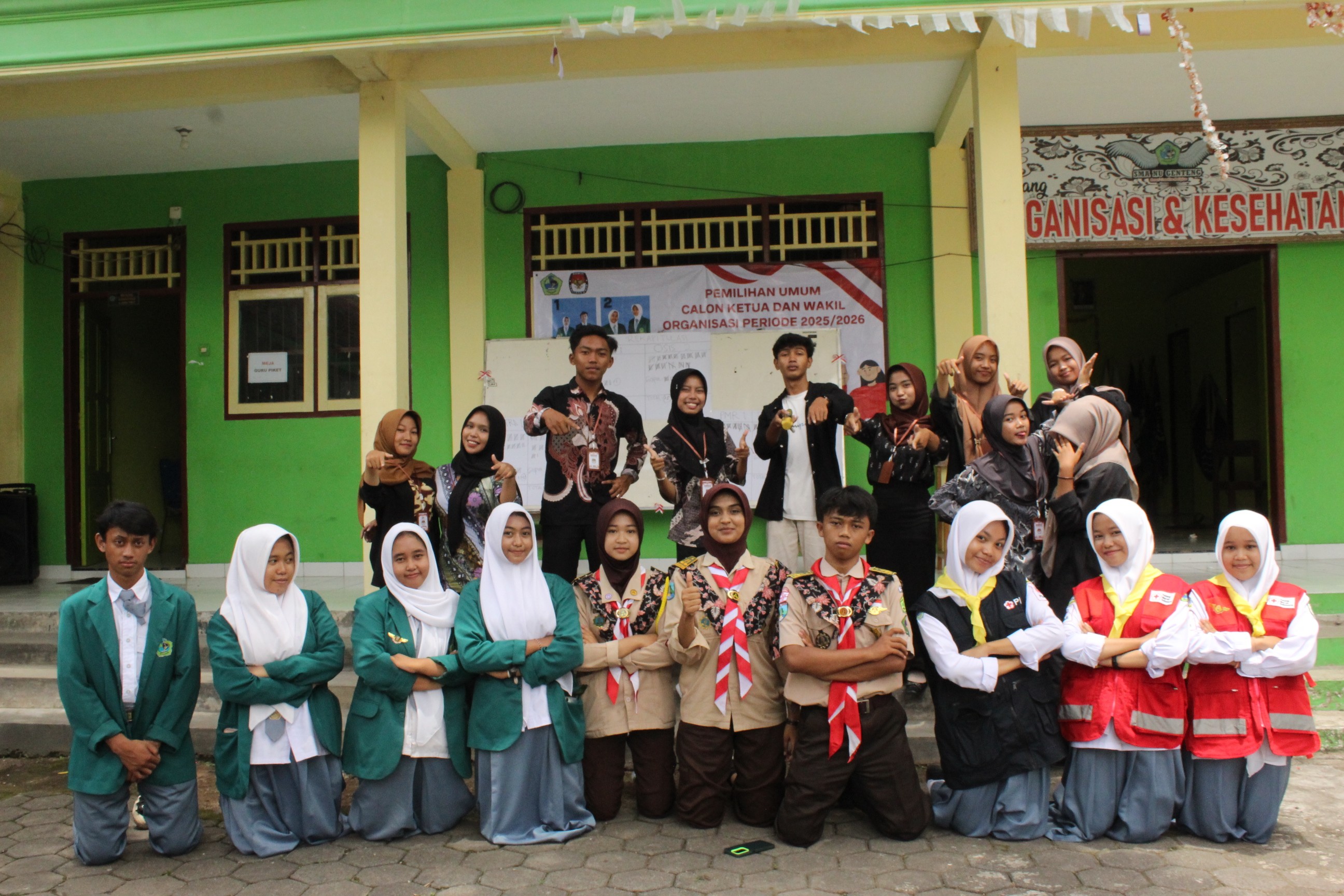 Pemilu Raya SMAS NU Genteng Sukses Digel,..